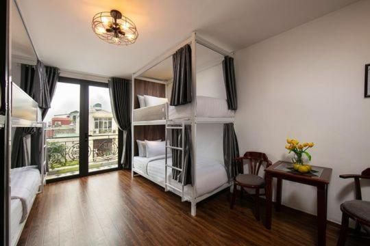 Hanoi Eastern Gate Hostel & Spa Dış mekan fotoğraf