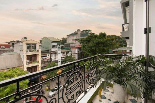 Hanoi Eastern Gate Hostel & Spa Dış mekan fotoğraf